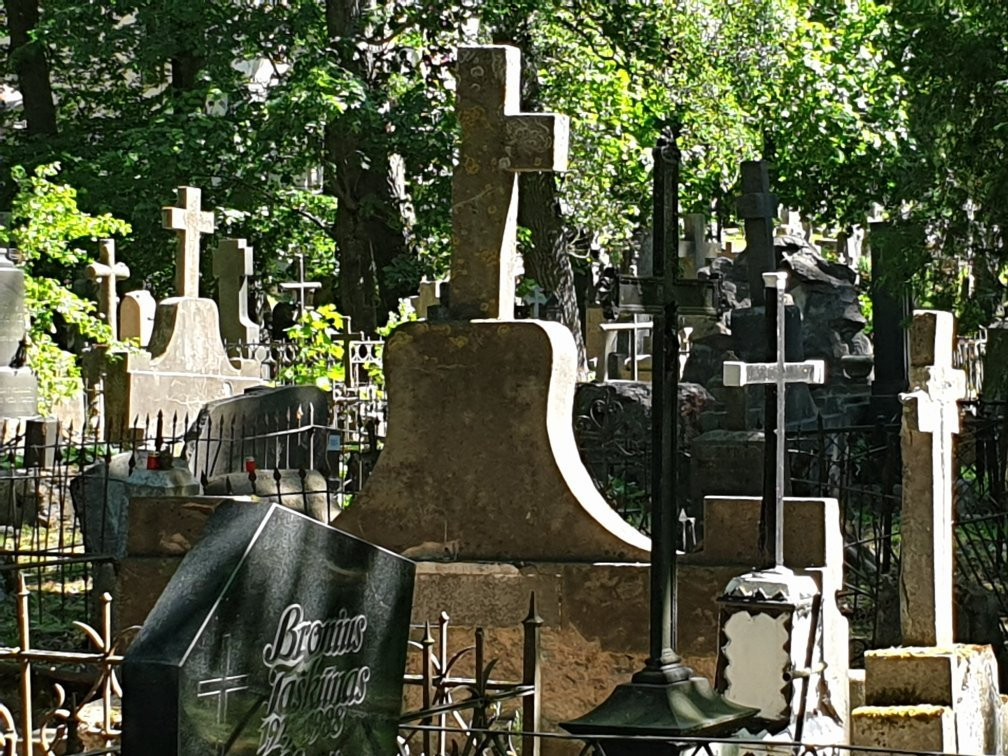 Bernardine Cemetery景点图片