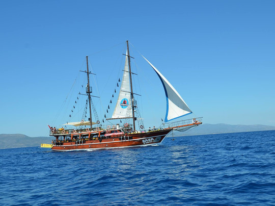 Big Baba Boat Kusadasi