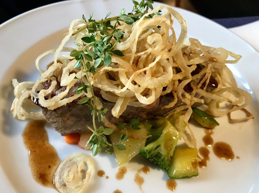 Landhotel Gasthof zum Hirsch主图