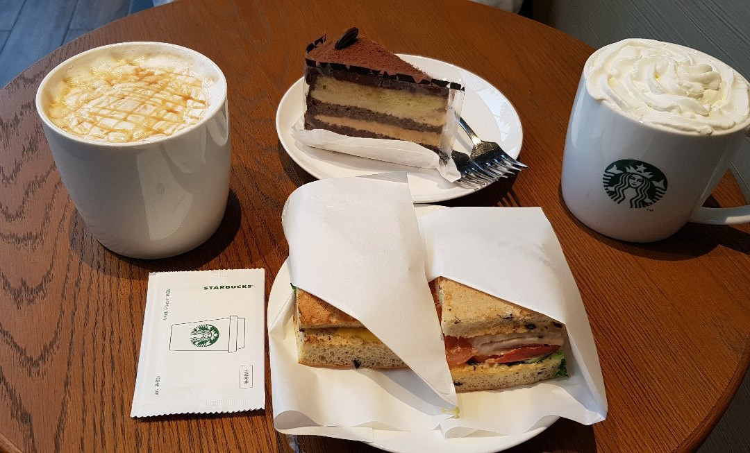 스타벅스 군산수송점