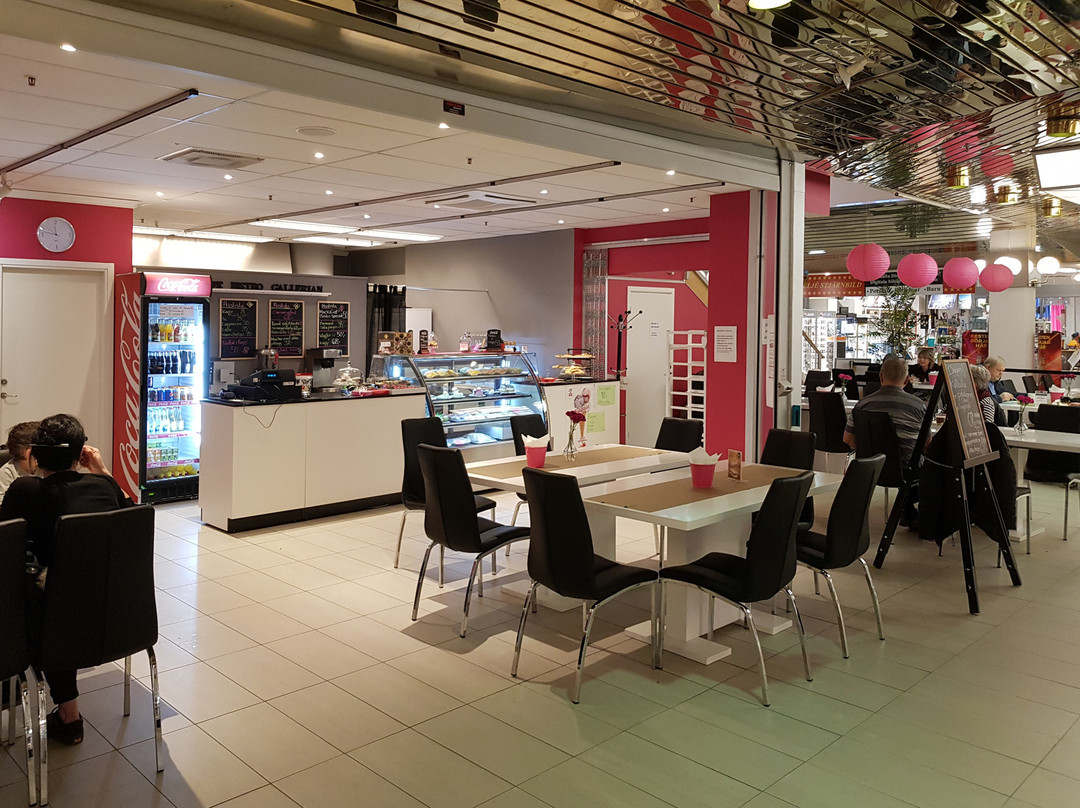 Susannes Cafe & Bistro