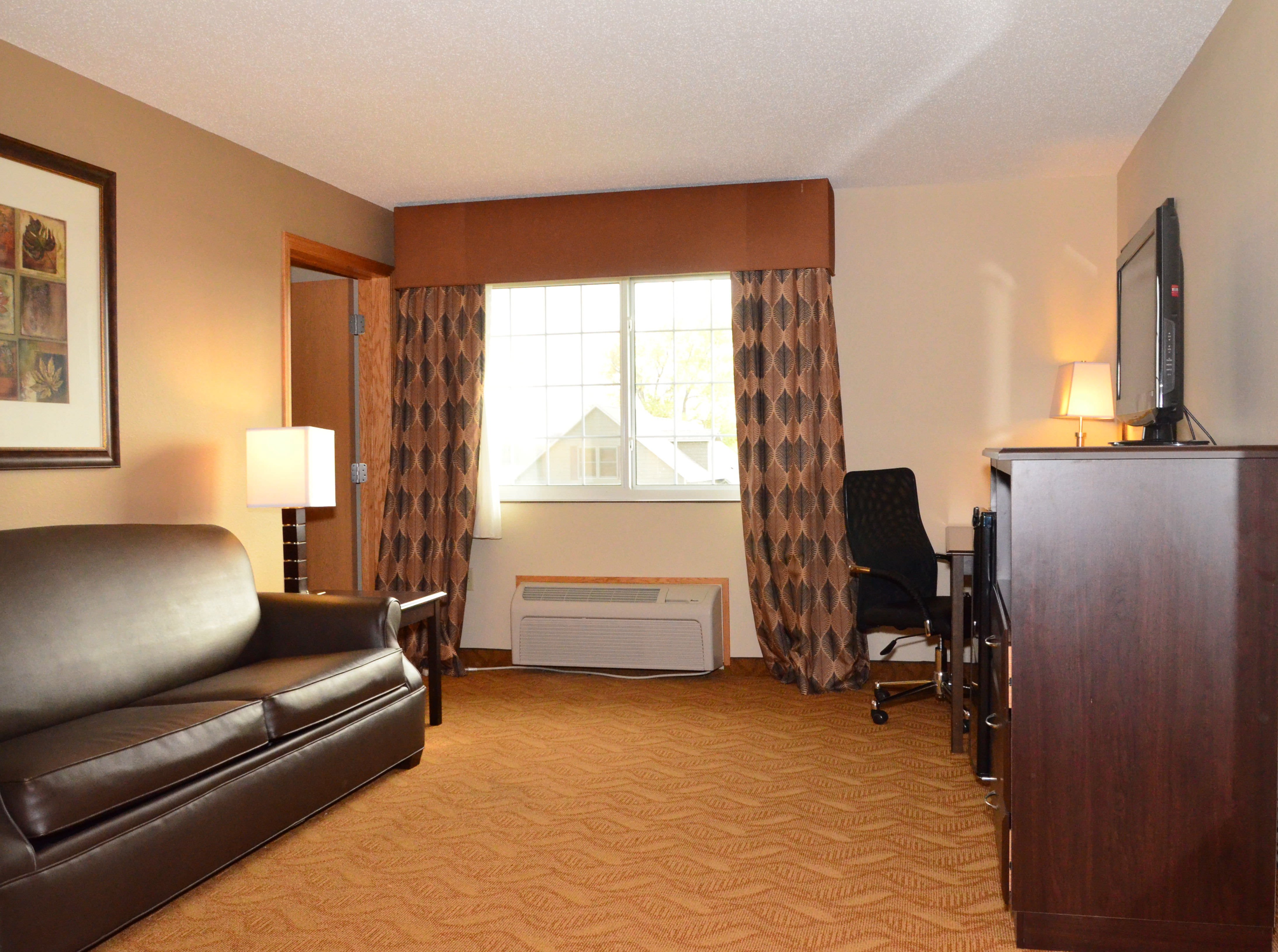 Cobblestone Inn & Suites - Lake View-官方