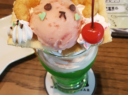Maid Cafe & Bar Dot Em-大阪市必去景点