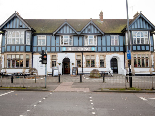 Binley Woods旅游景点-Bulls Head