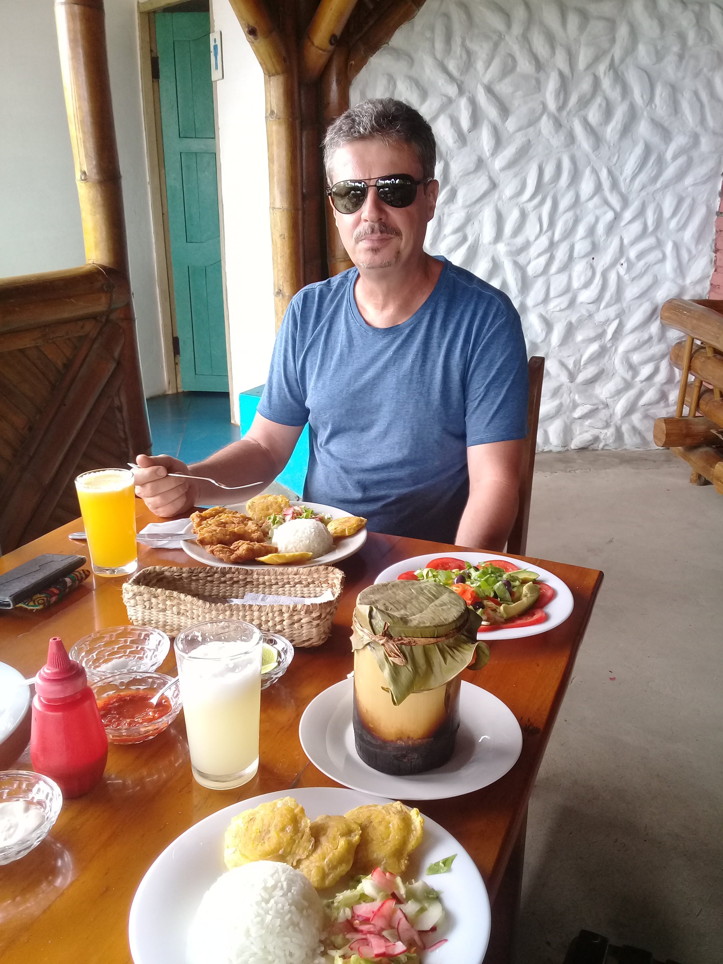 Wipeout Cabana Restaurant-餐饮
