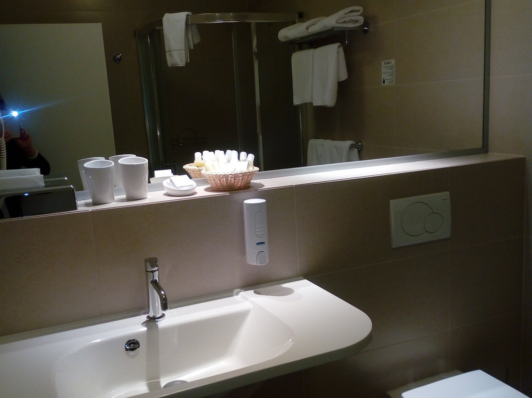 Hotel LEV主图