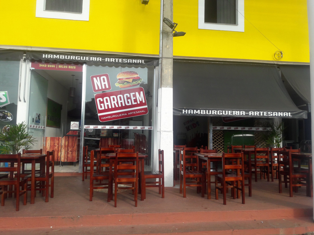 Na garagem hamburgueria artesanal