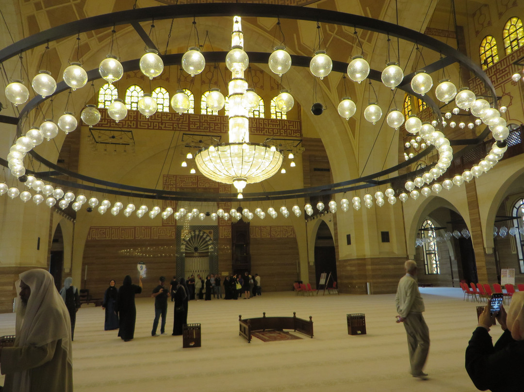 Al-Fateh Grand Mosque景点图片