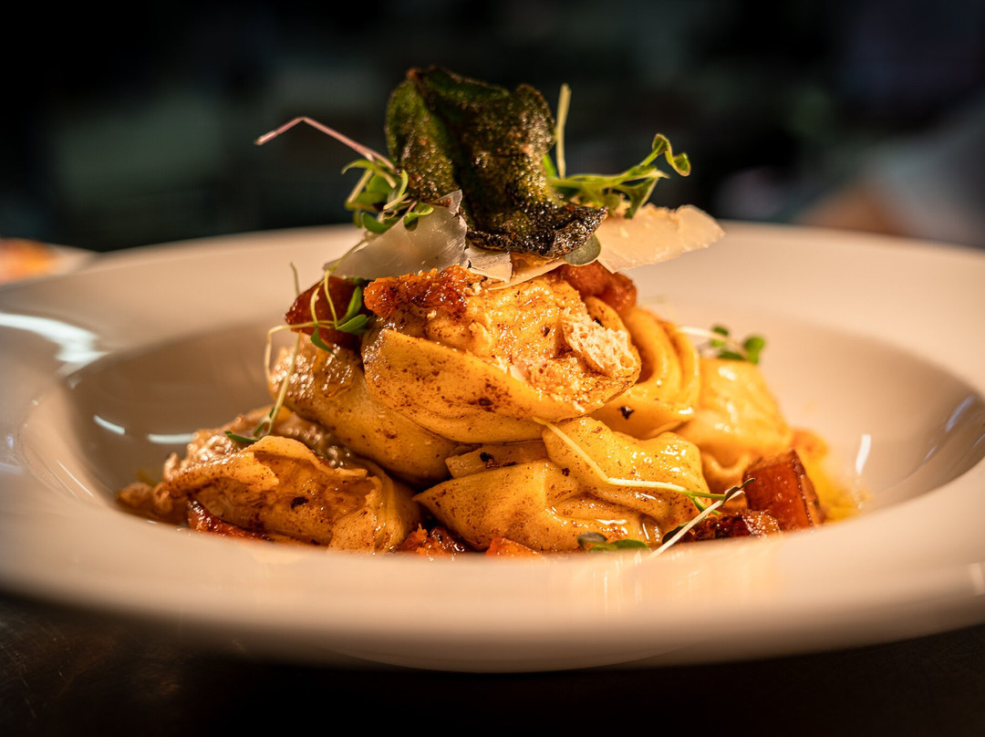 季隆餐馆和美食-Centra Hotel