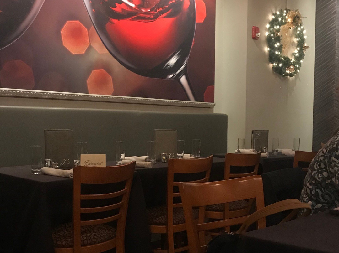 Howells餐馆和美食-J’S Place