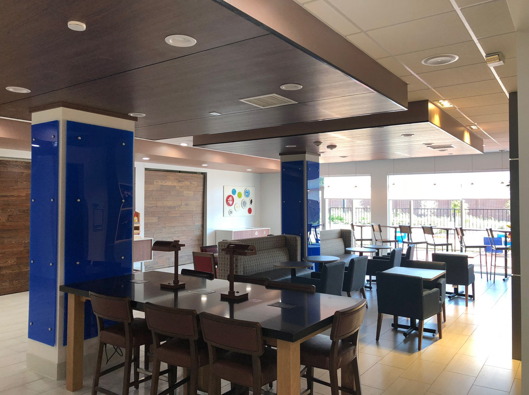 Holiday Inn Express & Suites Sugar Land SE - Missouri City by IHG主图
