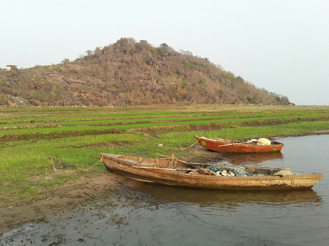 Dudhawa Dam景点图片