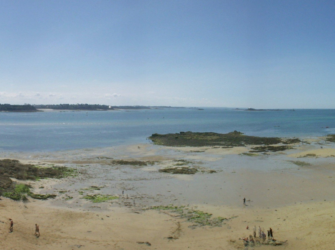 Plage de Bon-Secours景点图片