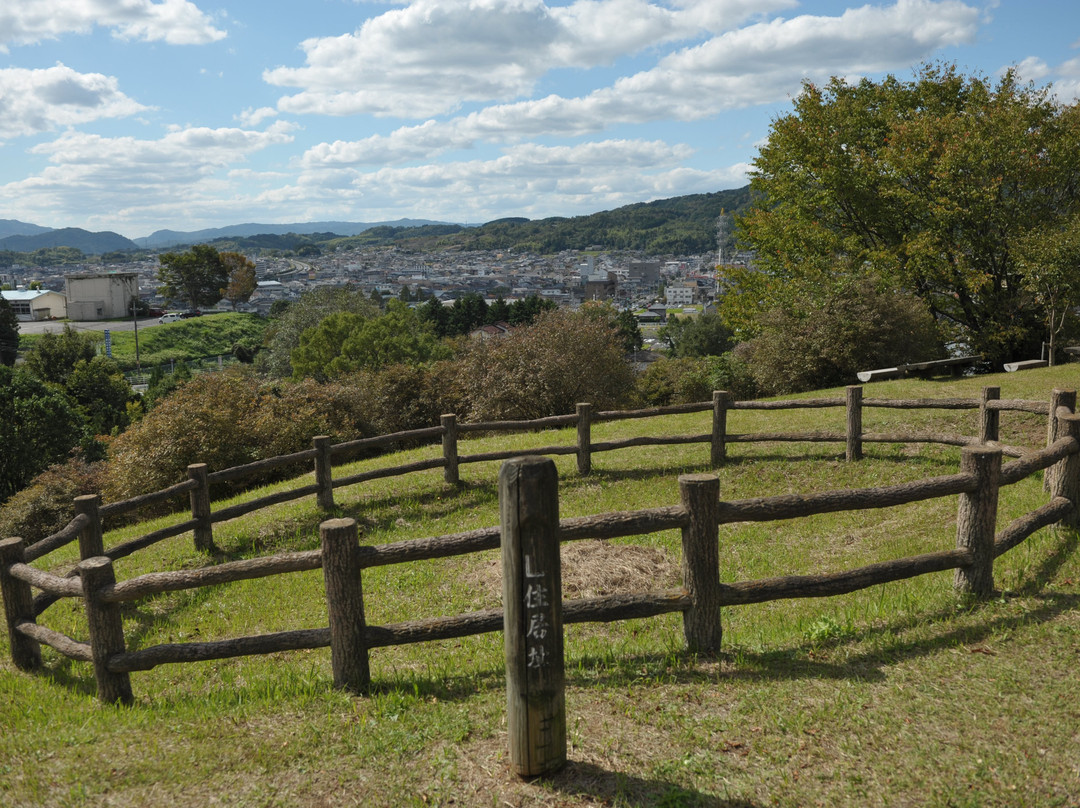 Ancient Farmer's Pit-House-津山市必去景点