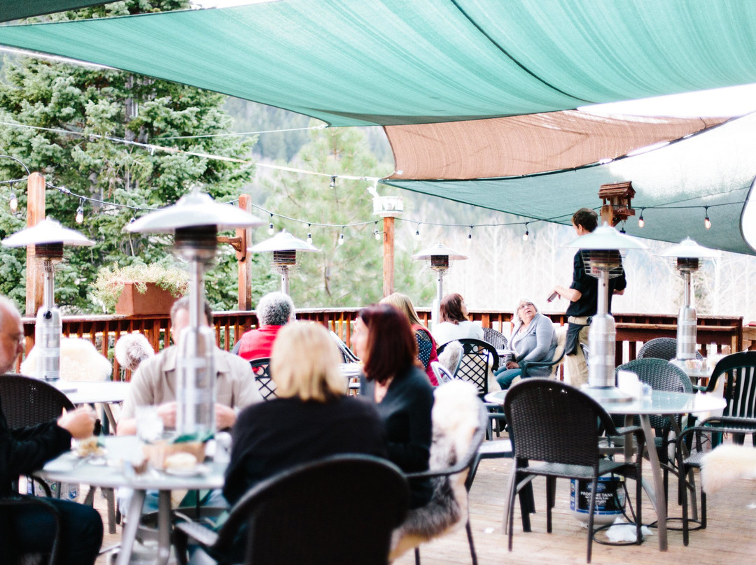 Silver Fork Lodge主图