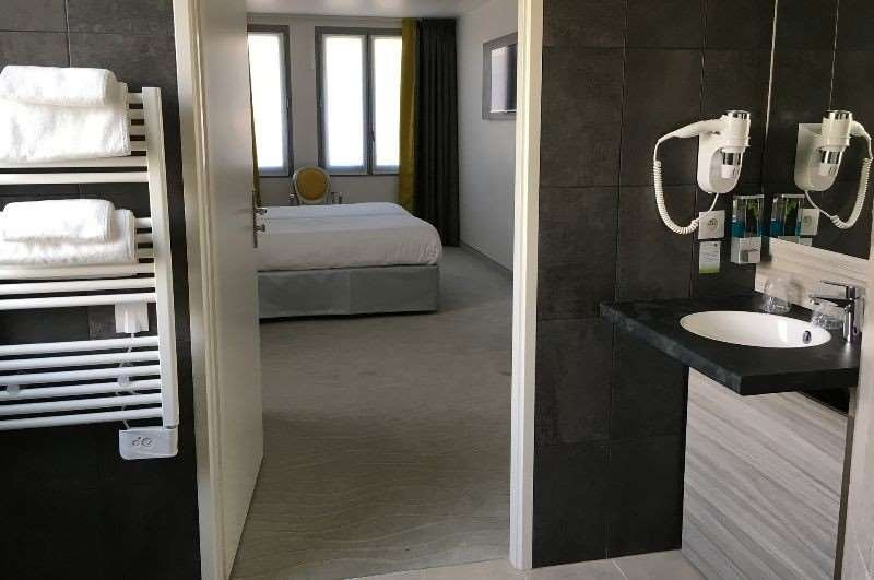 Hotel Versailles Chantiers主图