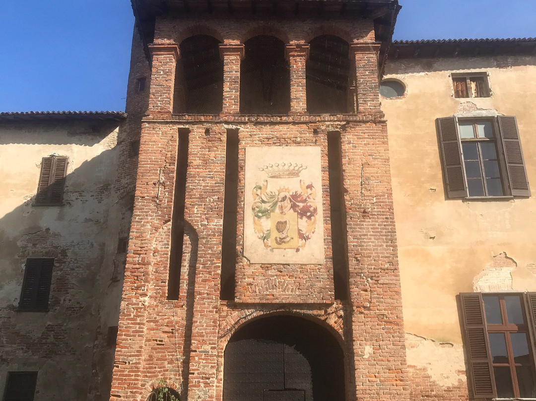 Castello Beccaria-Pieve del Cairo必去景点