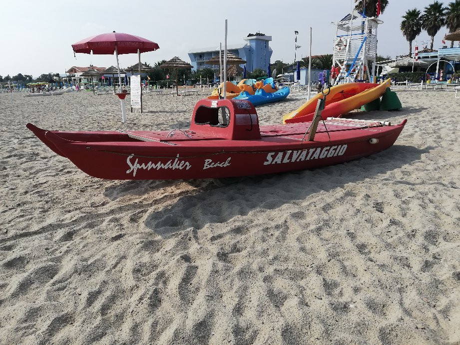 Spinnaker Beach景点图片