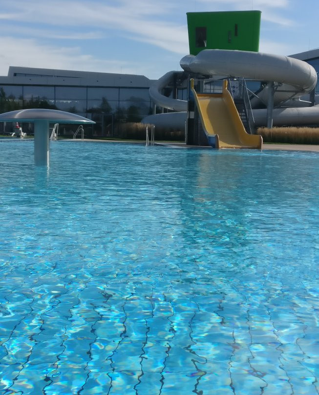 F3 Familien Und Freizeitbad-费尔巴赫必去景点