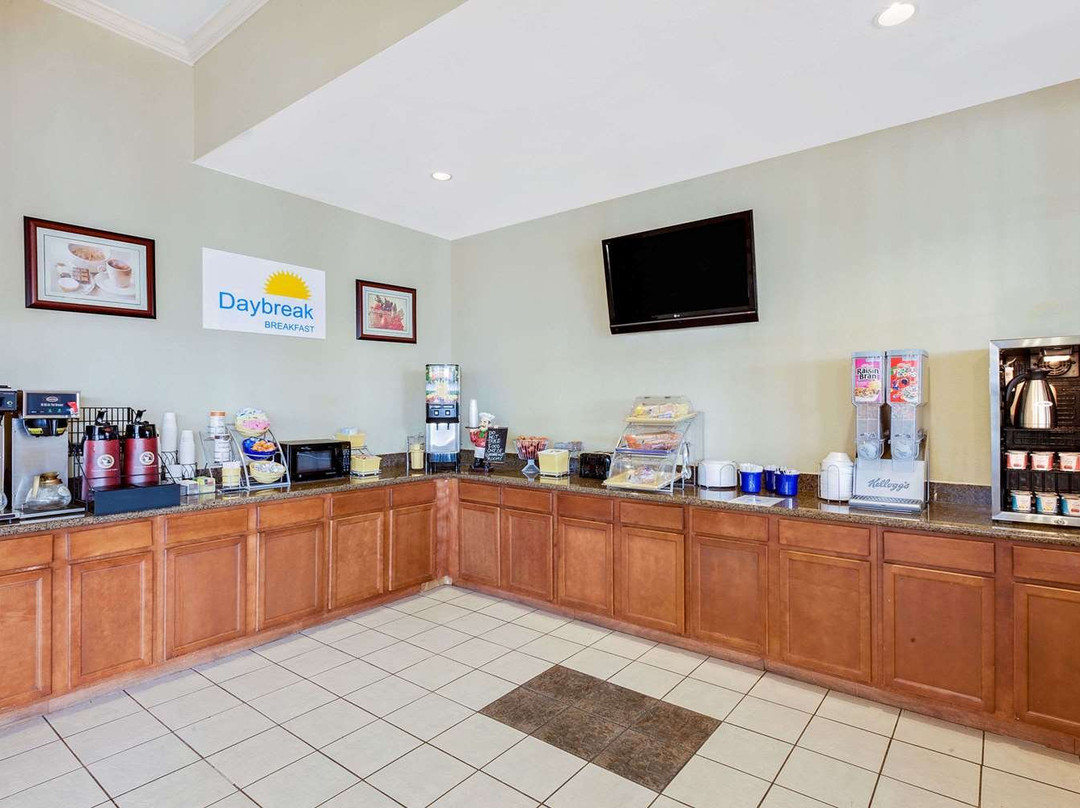 马塔戈达旅程旅馆套房酒店&会议中心主图