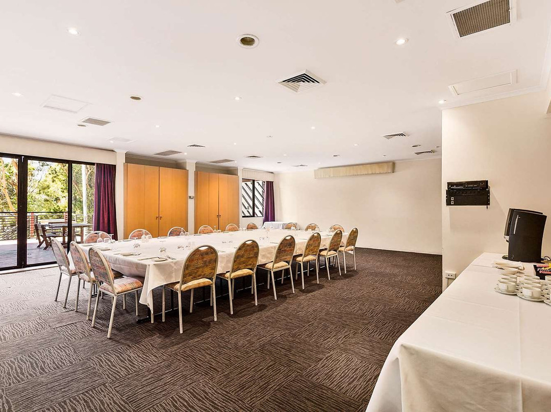 品质庄园饭店主图