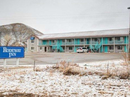 Cathedral Valley Inn主图