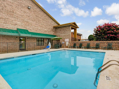 希科利/康诺弗戴斯酒店主图