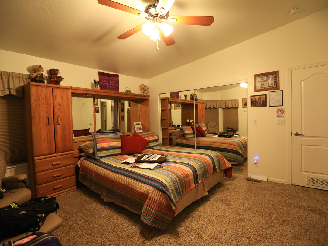 The Bear's Den B&B主图