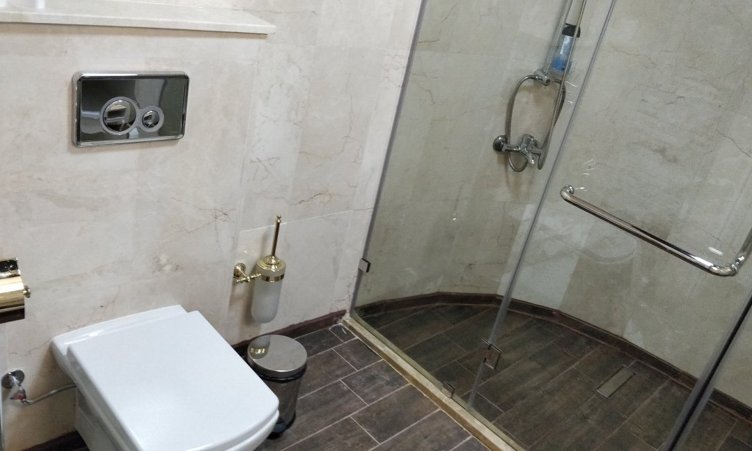 Sumgayit Plaza Hotel主图
