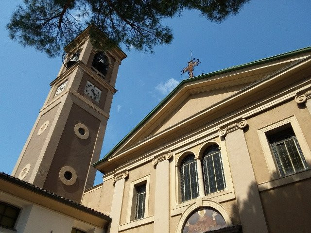 Chiesa dei Santi Materno e Lucia-莱科必去景点