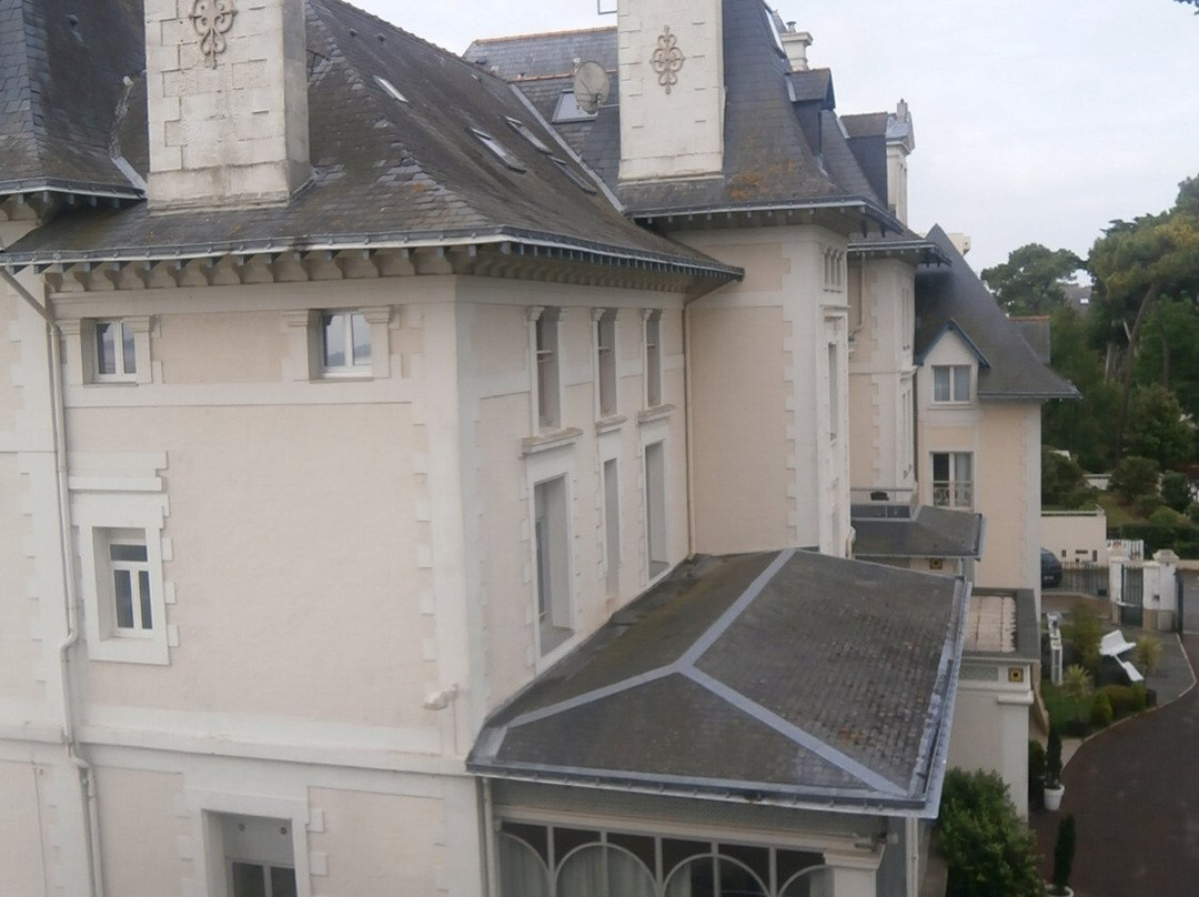 凯若琳别墅酒店主图