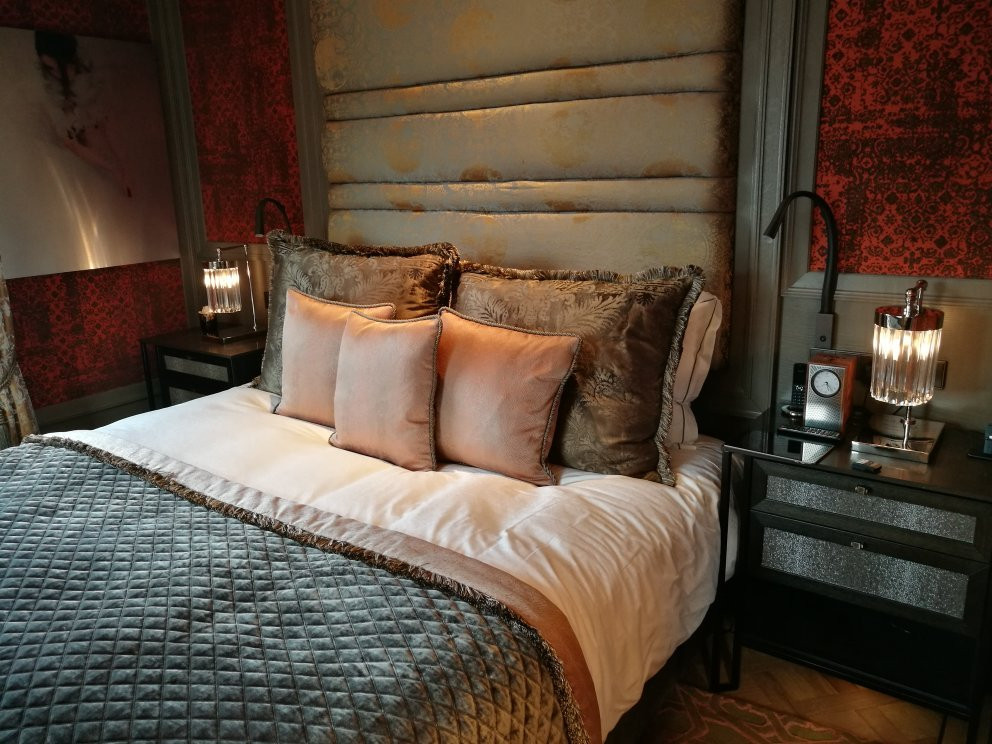 Hotel Twenty Seven
