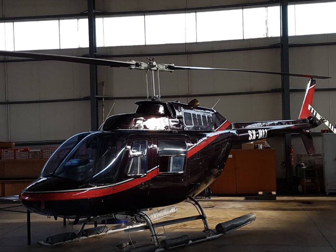 Bellavia Aviation Services-雅典必去景点