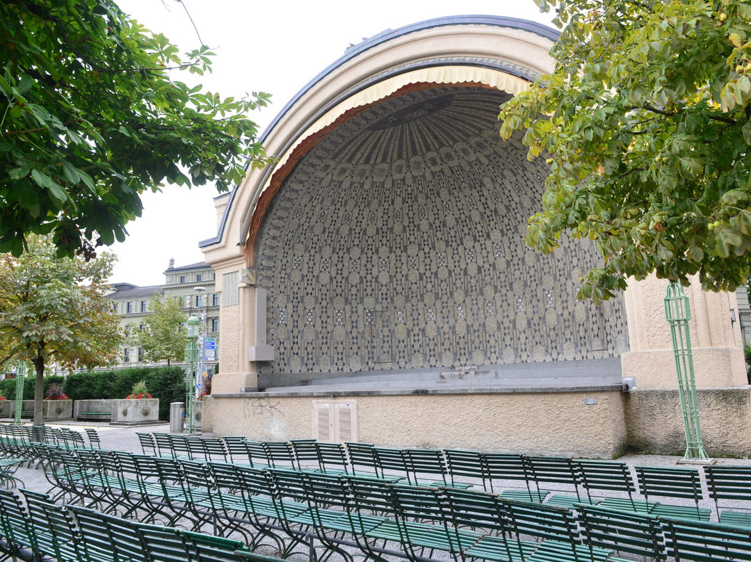 麦根旅游景点-Lucerne music pavillon and Kurplatz
