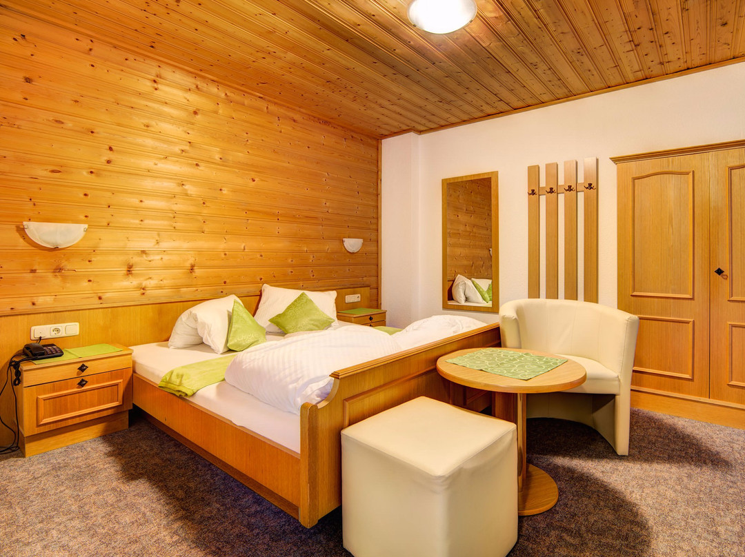 See酒店住宿-Hotel Fortuna