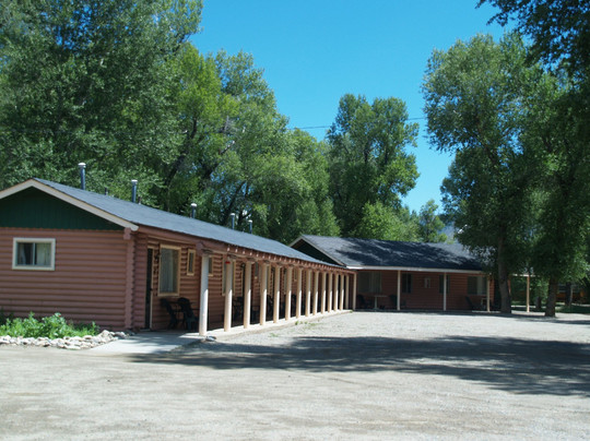 Powderhorn酒店住宿-Island Acres Resort Motel