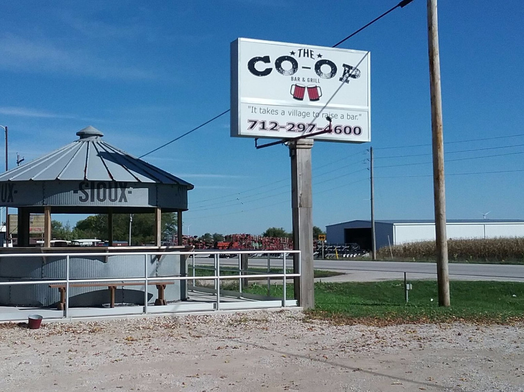 Pocahontas餐馆和美食-The Co-op Bar And Grill