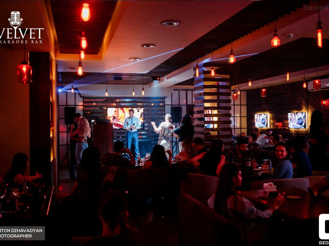 Velvet Karaoke Bar景点图片