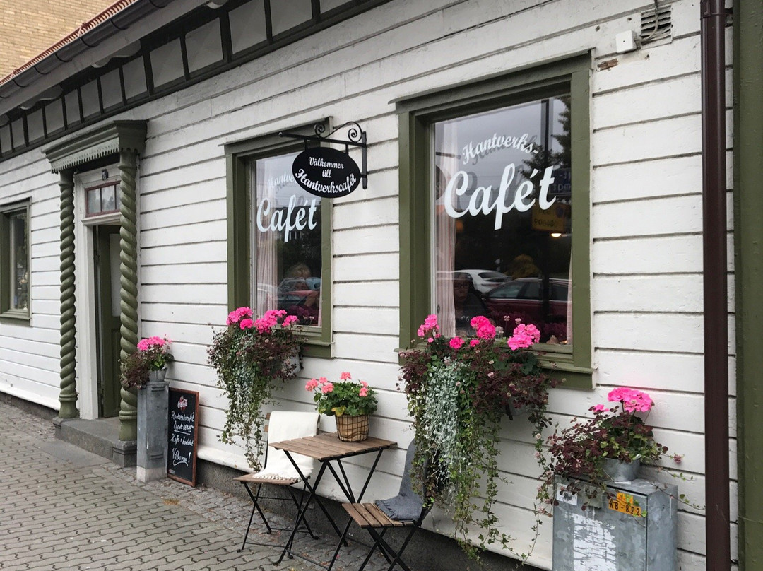 Hjalmeskulla餐馆和美食-Hantverkscafet Kungsbacka