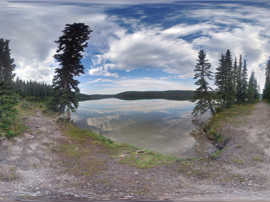 Fish Lake Provincial Recreation Area景点图片