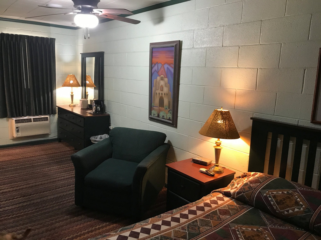 Arrowhead Motel and RV Park主图