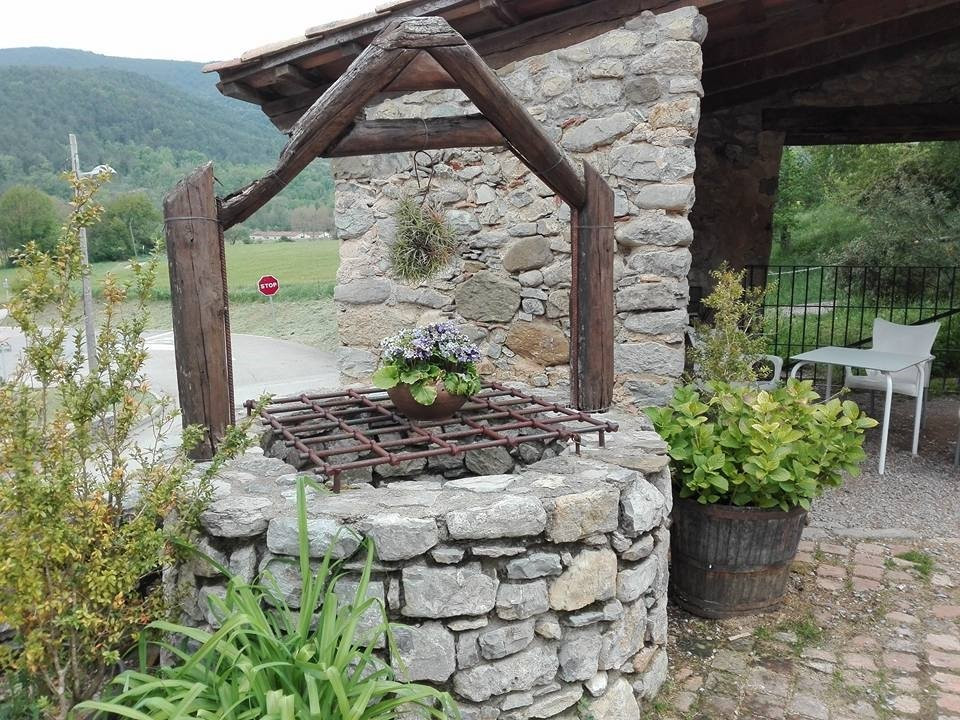 Hostal De La Rovira主图