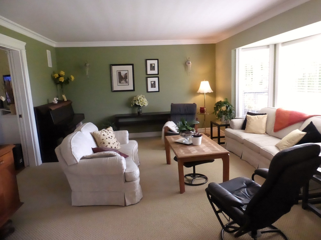 Mt. Bakerview Bed and Breakfast主图