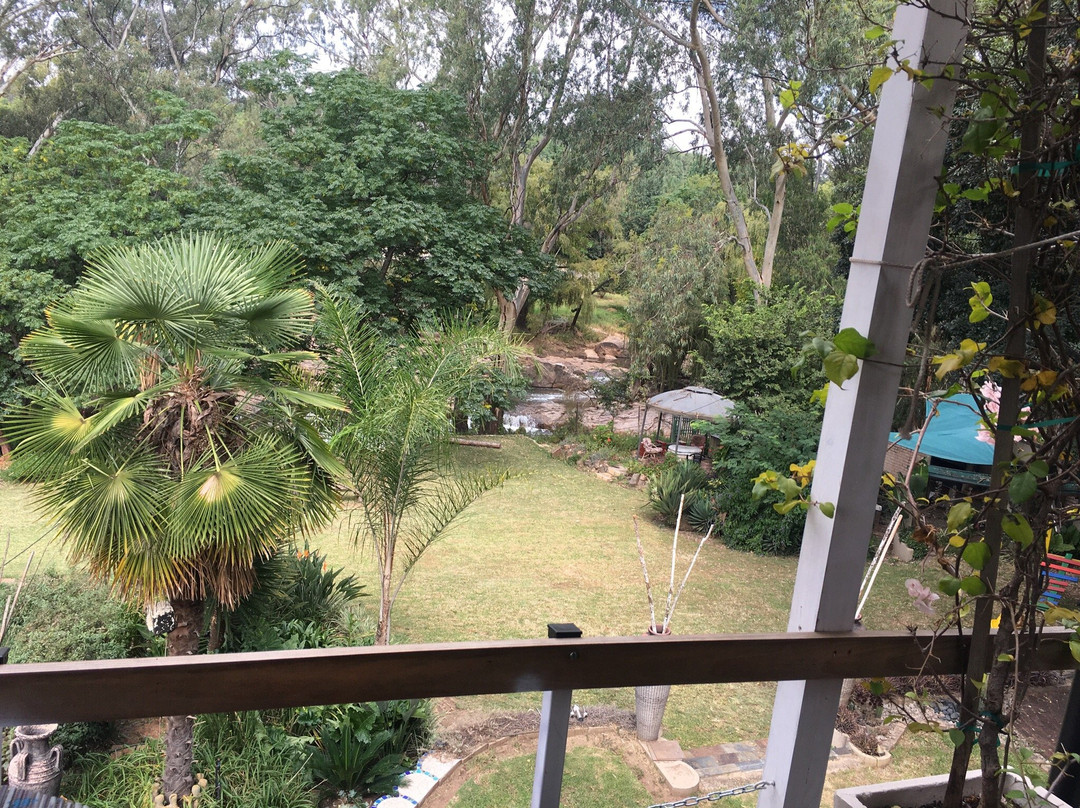 Twin Waters Guest House主图