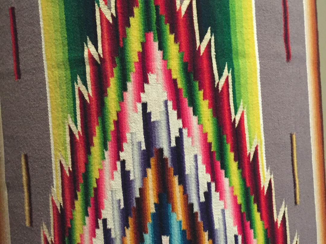 Museo del Sarape y Trajes Mexicanos-萨尔蒂必去景点