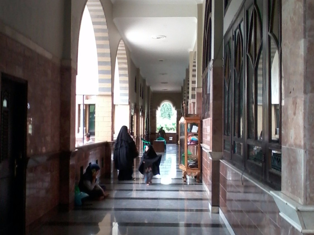 Purbalingga Great Mosque景点图片