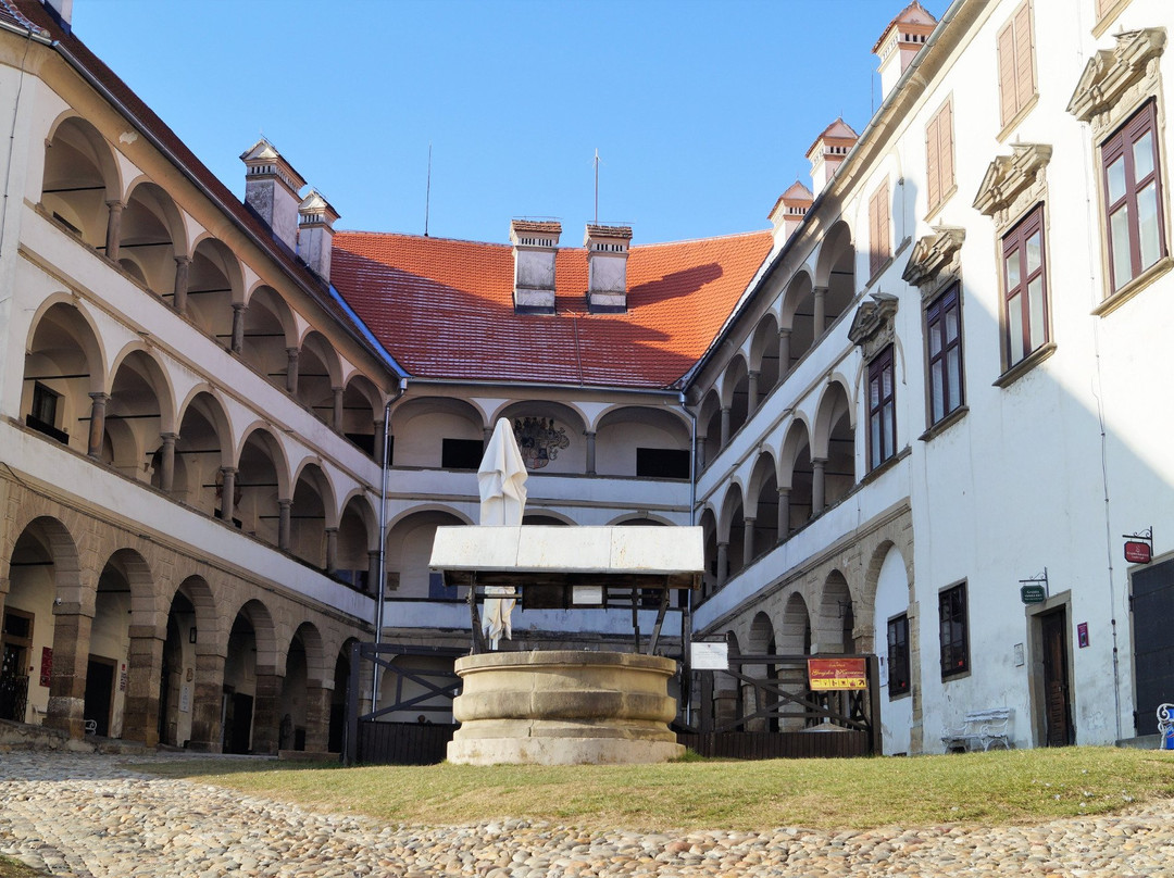 Ptuj City Theatre-普图伊必去景点