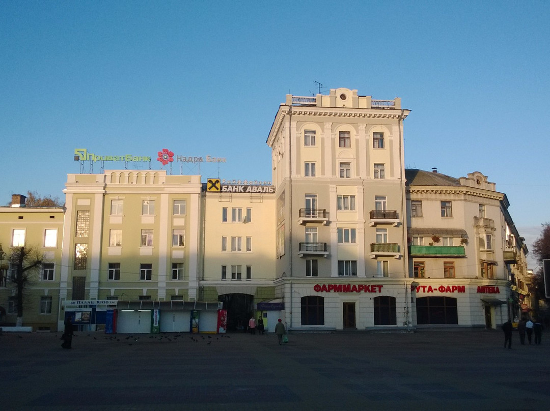 Theatre Square-Ternopil必去景点
