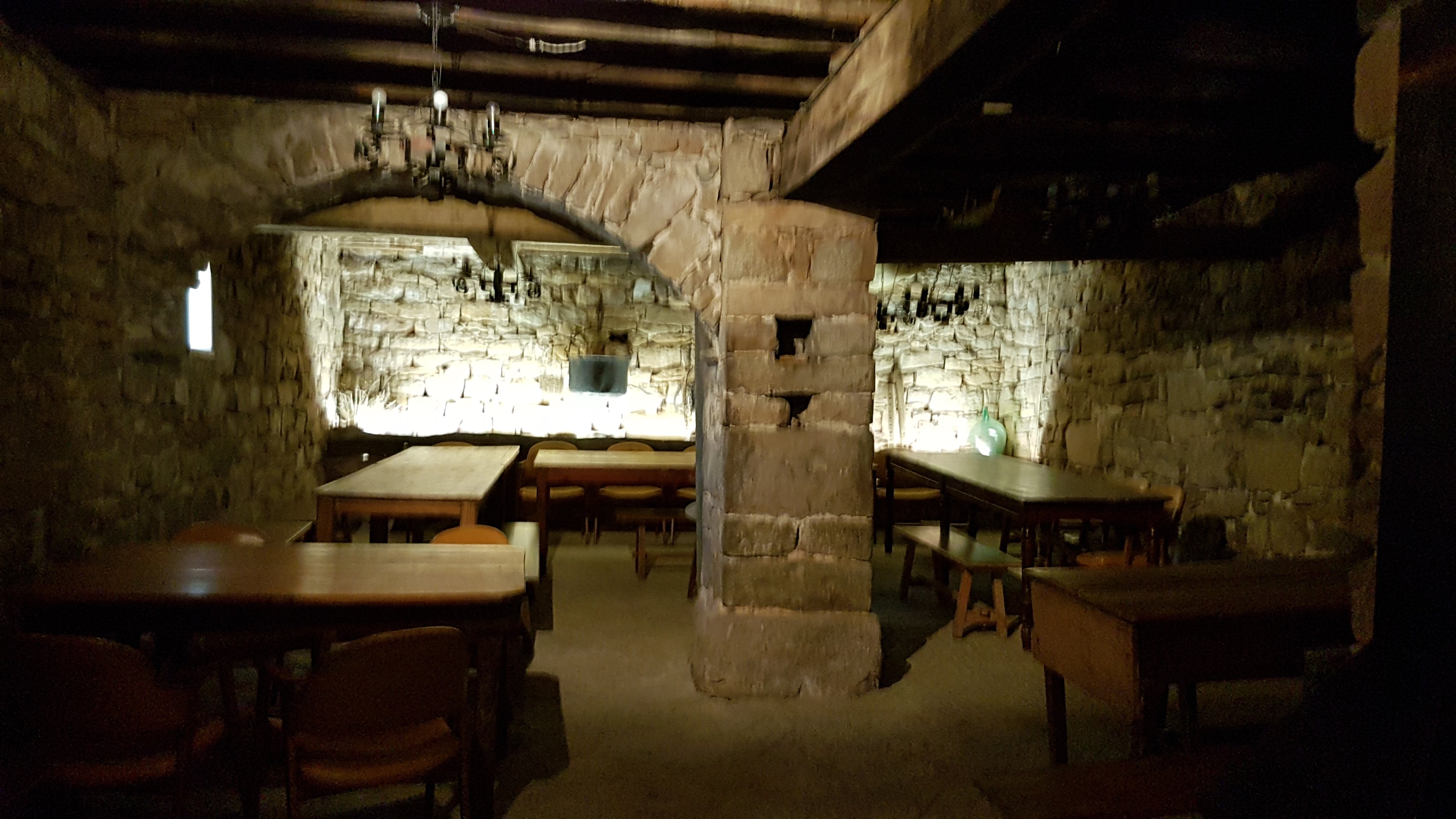Hostal La Serra-官方