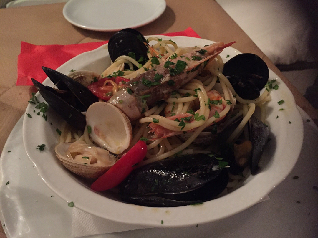 Serifos餐馆和美食-Porto Vecchio